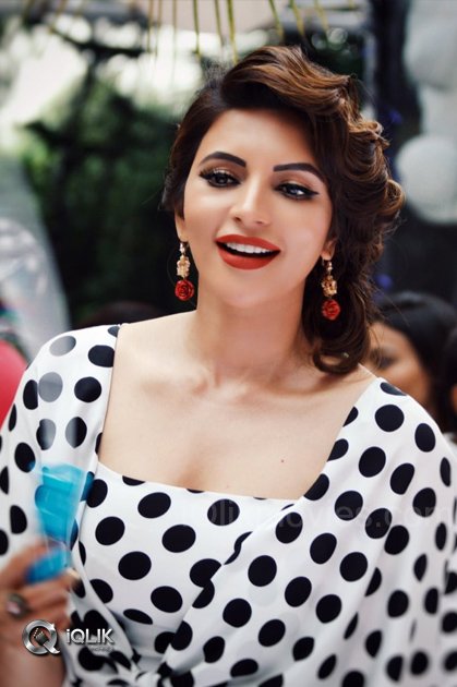 Shama-Sikander